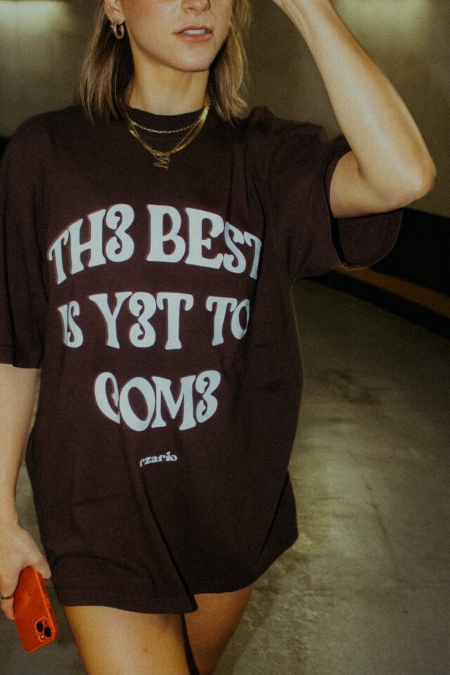 woman wearing an oversized black shirt